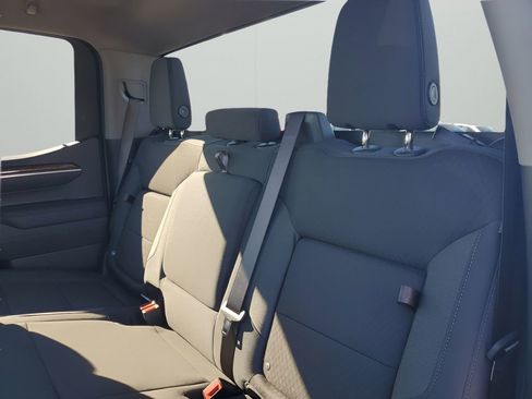 New 2026 GMC Sierra 1500 Elevation image 19