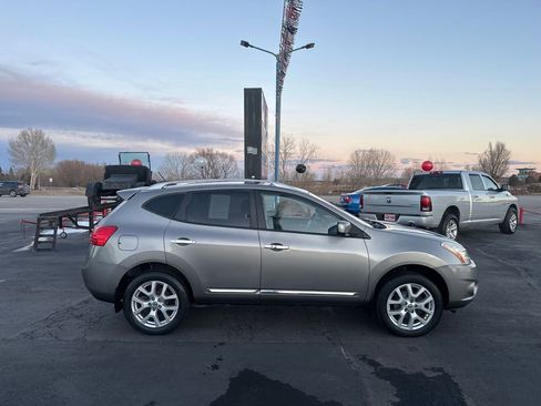 Used 2013 Nissan Rogue SL image 3