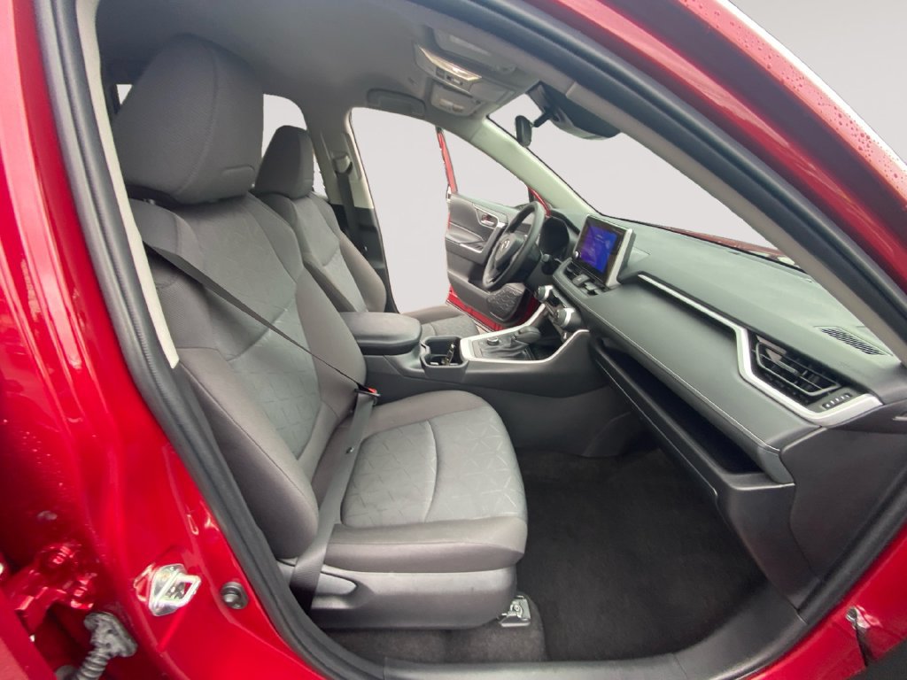 Used 2024 Toyota RAV4 XLE AWD/4WD image 14