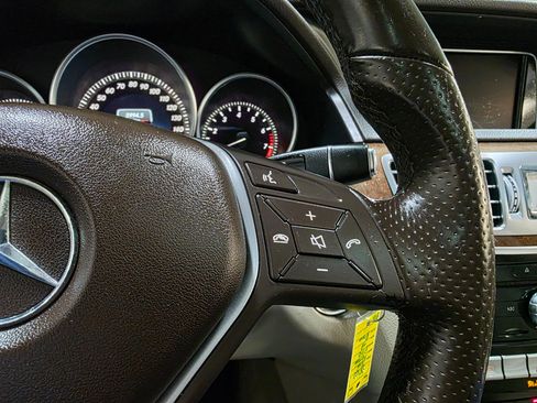 Used 2016 Mercedes-Benz E 350 4dr Sdn E 350 Sport RWD image 28