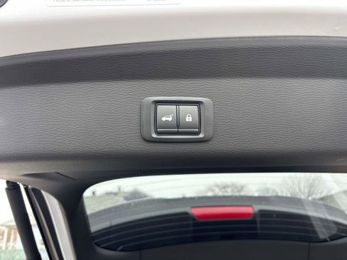 New 2026 Mitsubishi Outlander Trail Edition image 4