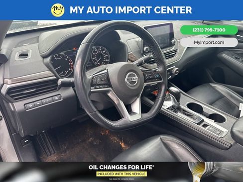 Used 2019 Nissan Altima 2.5 Platinum image 8