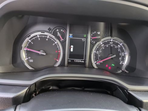 Used 2023 Toyota 4Runner Limited AWD/4WD image 27