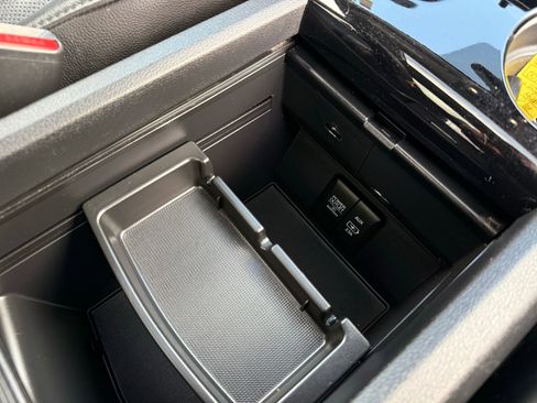 Used 2020 Honda Pilot Elite image 15