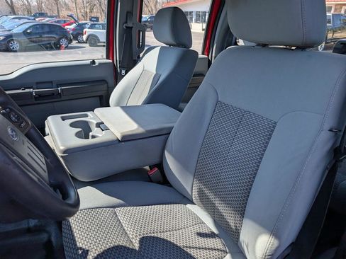 Used 2016 Ford F250 XL w/ Power Equipment Group AWD/4WD image 6