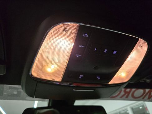 Used 2023 Dodge Charger Scat Pack RWD image 32