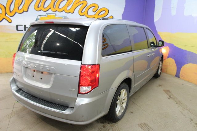 Used 2016 Dodge Grand Caravan SXT FWD image 8