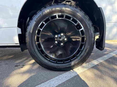 Certified 2025 Ford Maverick Lobo image 35