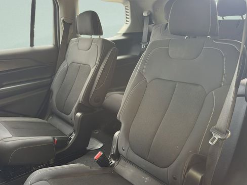 Used 2023 Jeep Grand Cherokee L Laredo RWD image 32