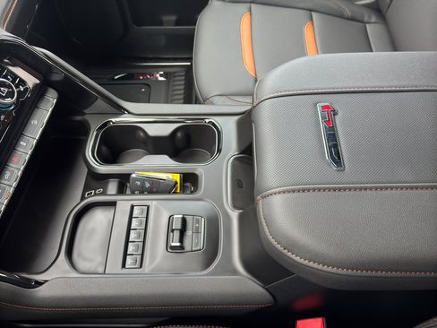 New 2026 GMC Sierra 2500 AT4 w/ Technology Package AWD/4WD image 30