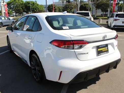 Certified 2026 Toyota Corolla SE FWD image 12