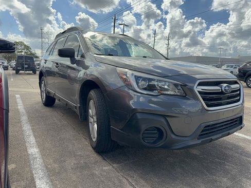 Used 2018 Subaru Outback 2.5i AWD/4WD image 3