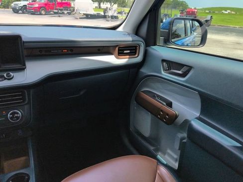 Certified 2022 Ford Maverick Lariat FWD image 17