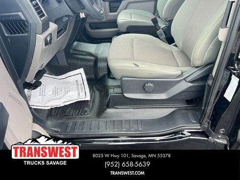 Used 2022 Ford F350 XL w/ Power Equipment Group image 4