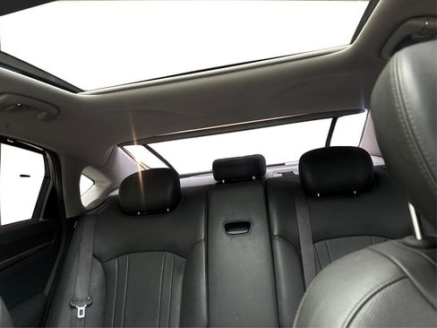 Used 2018 Genesis G80 3.8 w/ Option Group 02 image 22