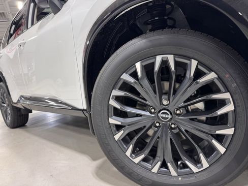 New 2026 Nissan Rogue Platinum w/ Platinum Premium Package image 10