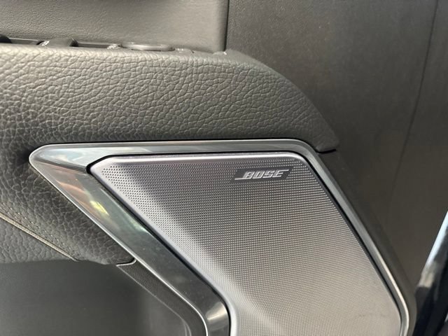 Used 2025 GMC Sierra 3500 Denali AWD/4WD image 17