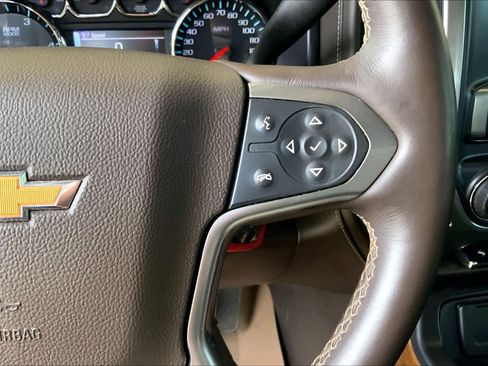 Used 2015 Chevrolet Silverado 3500 LTZ AWD/4WD image 24