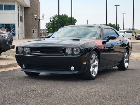 Used 2013 Dodge Challenger R/T Plus RWD image 8