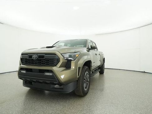 New 2025 Toyota Tacoma TRD Sport image 32
