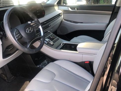 Used 2023 Hyundai Palisade SEL w/ Premium Package FWD image 5