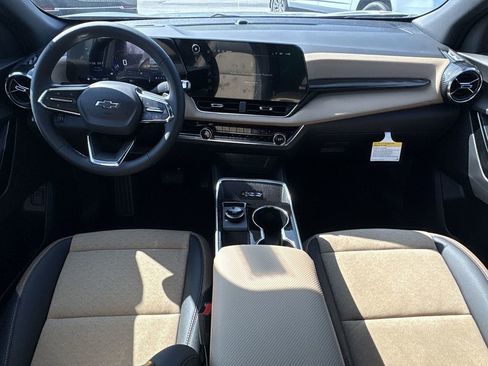 New 2026 Chevrolet Equinox ACTIV w/ Convenience Package III image 21