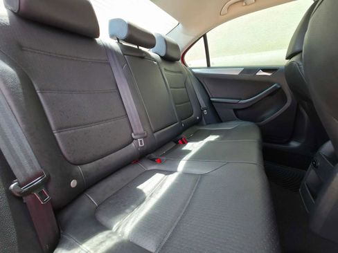 Used 2015 Volkswagen Jetta SE FWD image 15