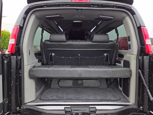 New 2026 GMC Savana 2500 Extended w/ Driver Convenience Package RWD image 17