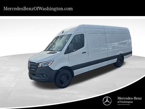 New 2025 Mercedes-Benz Sprinter 3500 image 1