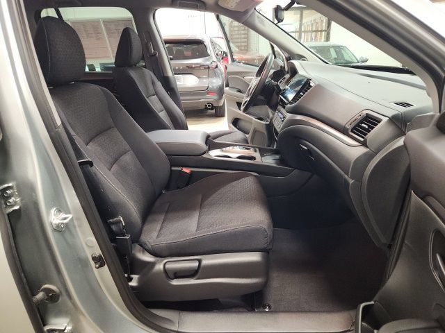 Certified 2025 Honda Ridgeline Sport image 29