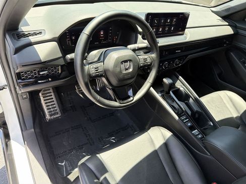 Used 2024 Honda Accord Sport image 2