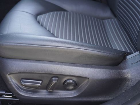 Certified 2022 Toyota Camry SE w/ Convenience Package FWD image 12