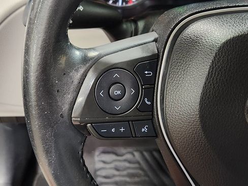 Used 2023 Toyota Corolla Cross LE image 46