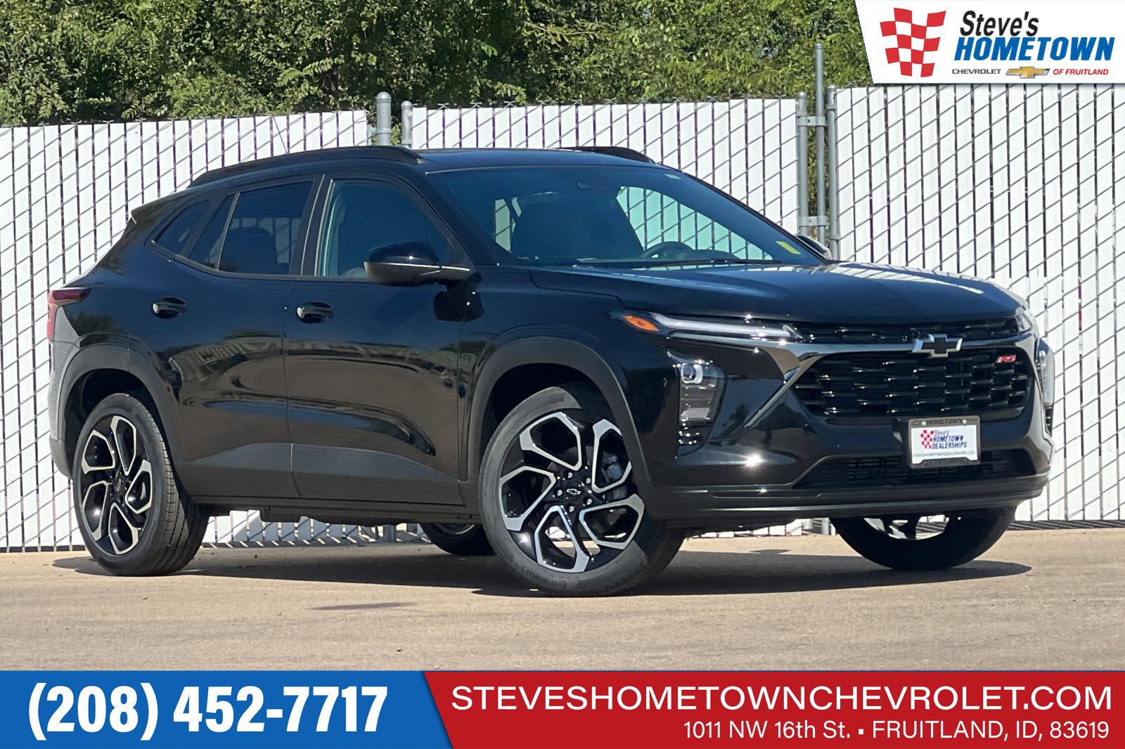 New 2026 Chevrolet Trax RS w/ Sunroof Package FWD image 1