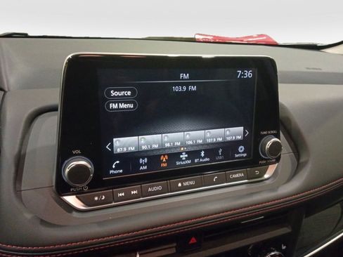 Used 2026 Nissan Rogue SV AWD/4WD image 17