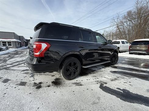 Used 2021 Ford Expedition XLT image 5