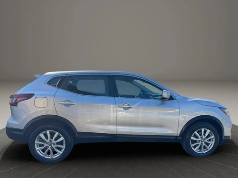 Used 2021 Nissan Rogue Sport S FWD image 6