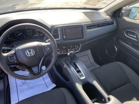 Used 2021 Honda HR-V EX image 16