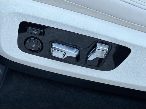 Used 2025 BMW X5 M60i image 24