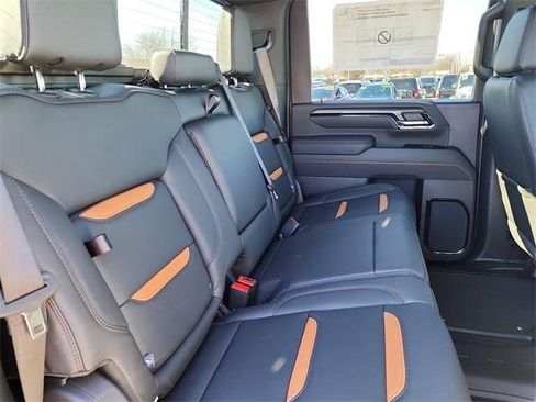 New 2026 GMC Sierra 2500 AT4 w/ AT4 Premium Plus Package image 19