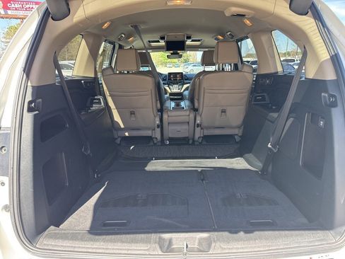 Used 2022 Honda Odyssey Elite image 9