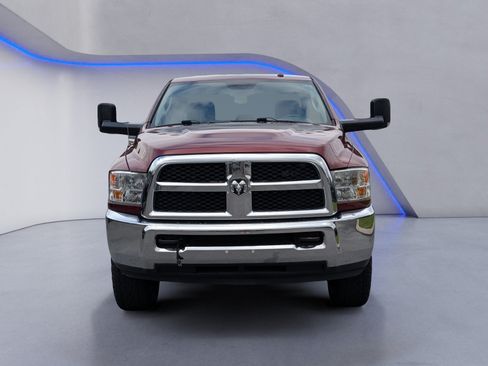 Used 2017 RAM 2500 Tradesman w/ Chrome Appearance Group AWD/4WD image 3