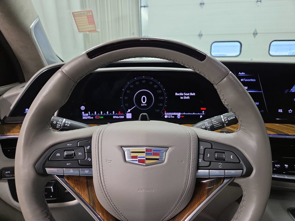 Used 2024 Cadillac Escalade Sport Platinum w/ LPO, ONYX Package AWD/4WD image 25