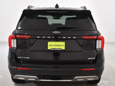 New 2026 Ford Explorer Active w/ Active Comfort Package AWD/4WD image 13