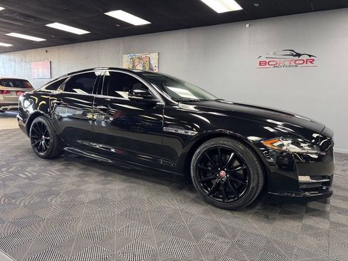 Used 2016 Jaguar XJ R-Sport image 1