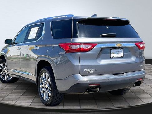 Used 2020 Chevrolet Traverse Premier FWD image 13