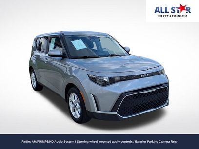 Used 2025 Kia Soul LX w/ LX Technology Package