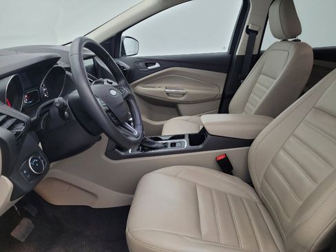 Used 2019 Ford Escape SEL FWD image 17