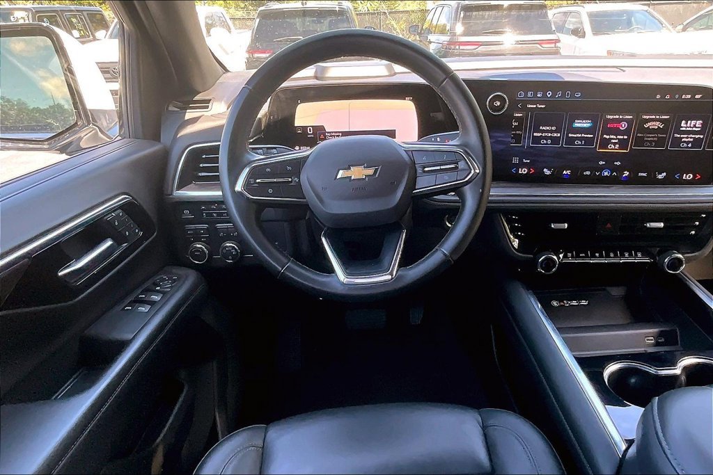 Used 2025 Chevrolet Tahoe LT AWD/4WD image 8