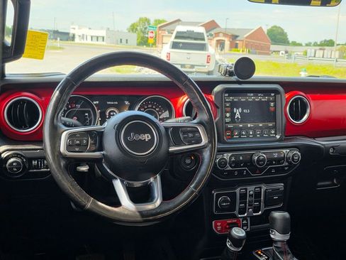 Used 2020 Jeep Gladiator Rubicon AWD/4WD image 34